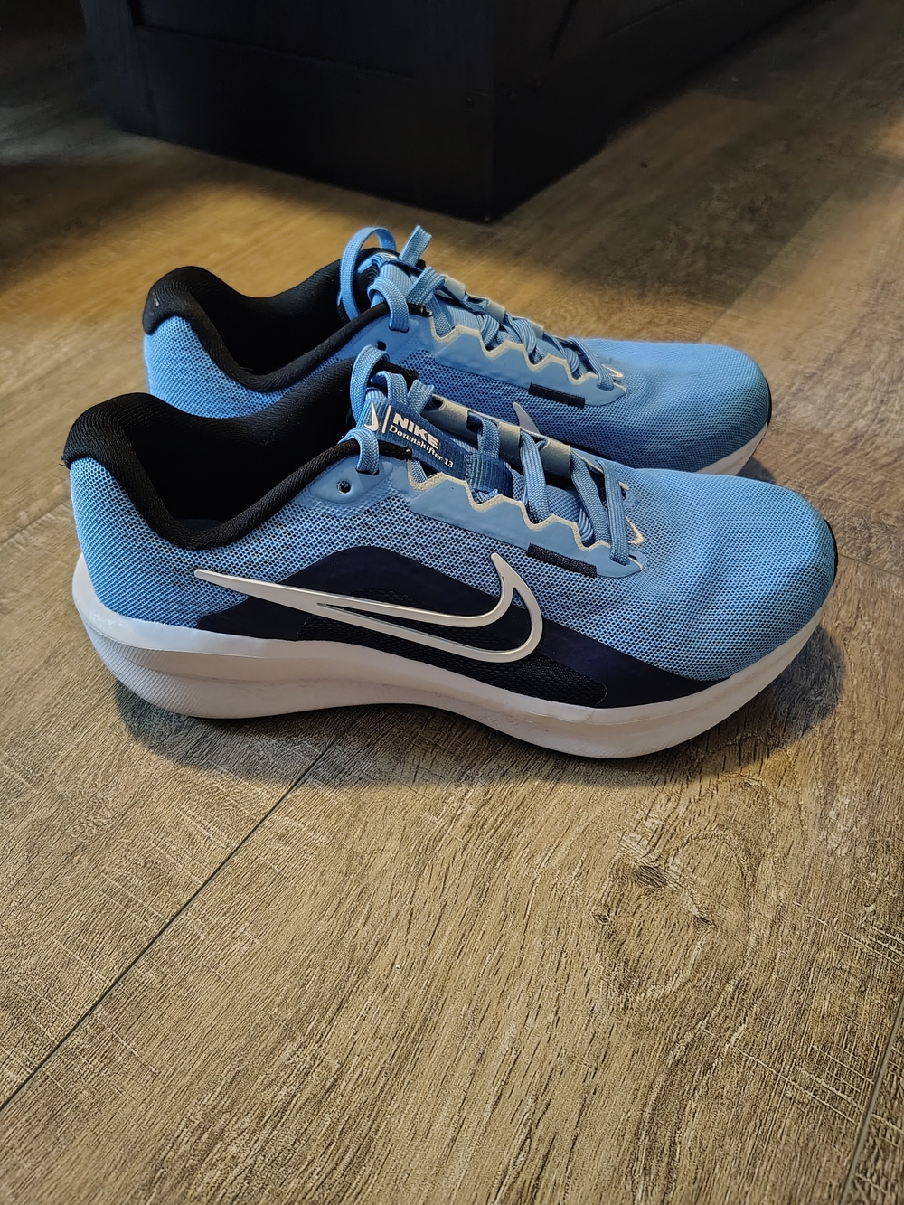 Nike Downshifter Running Shoes Ladies Size 6.5